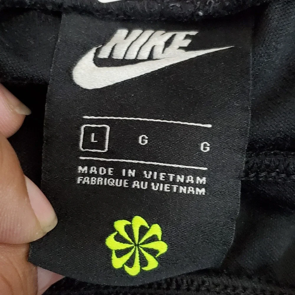 Nike Men Activewear Pants L Black Joggers Swoosh Logo 26